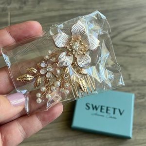 Beautiful Bridal Hair Accessory